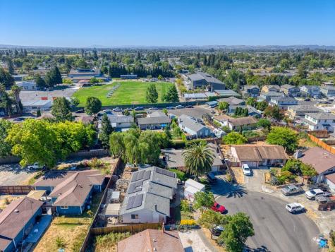 1430 Mcminn Avenue Santa Rosa CA 95407