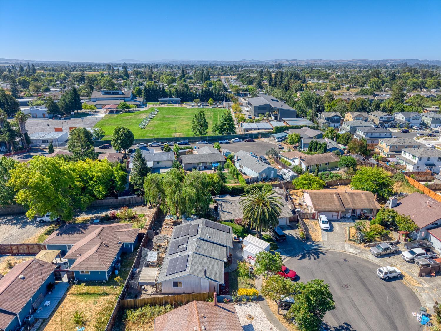 1430 Mcminn Avenue Santa Rosa CA 95407