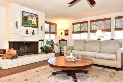 17 Temelec Circle Sonoma CA 95476