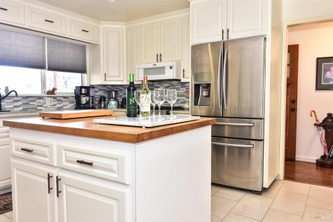 17 Temelec Circle Sonoma CA 95476