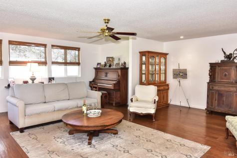 17 Temelec Circle Sonoma CA 95476