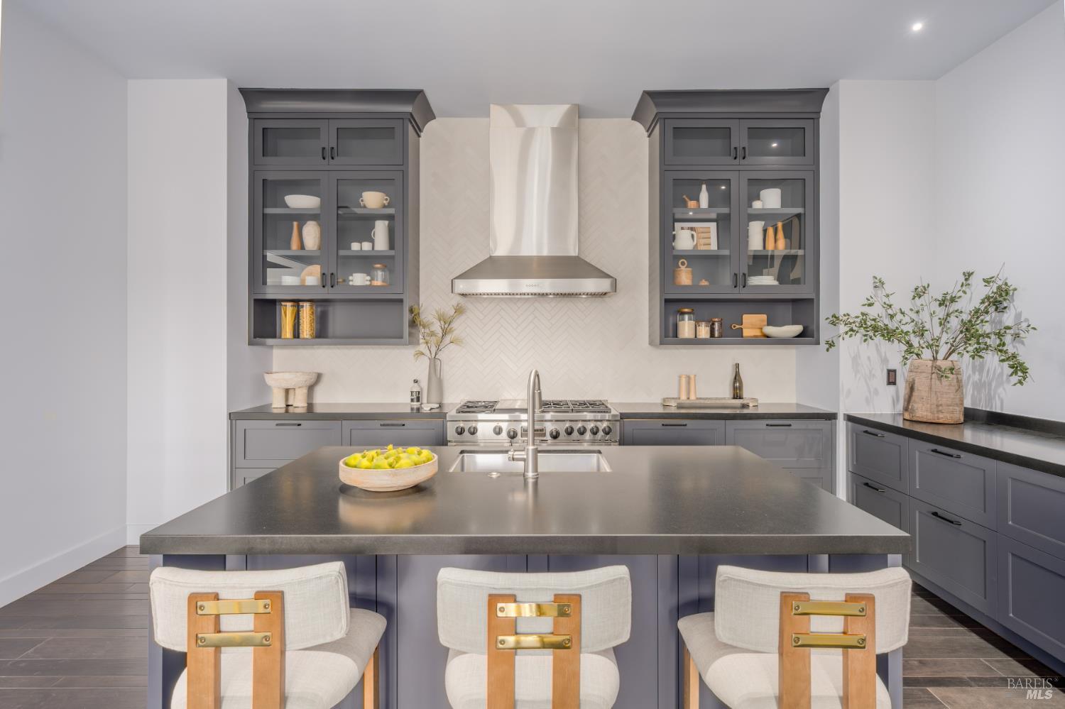 6555 Yount Street Yountville CA 94599