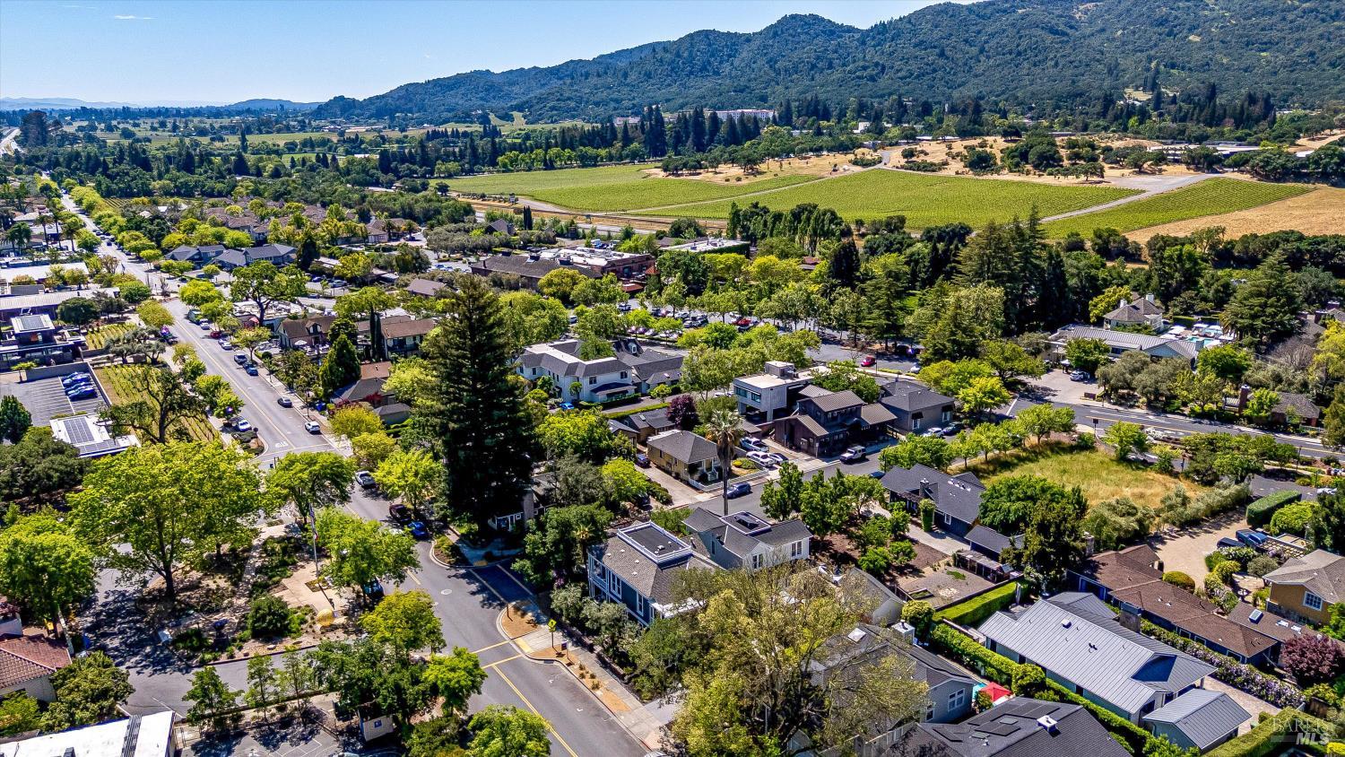 6555 Yount Street Yountville CA 94599