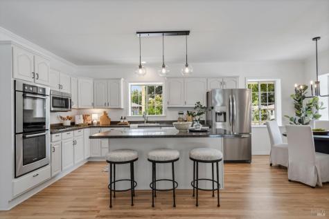 17503 Johnson Avenue Sonoma CA 95476