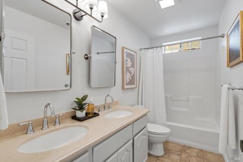 17503 Johnson Avenue Sonoma CA 95476
