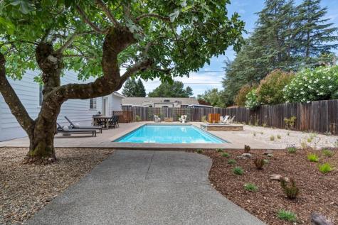 17503 Johnson Avenue Sonoma CA 95476