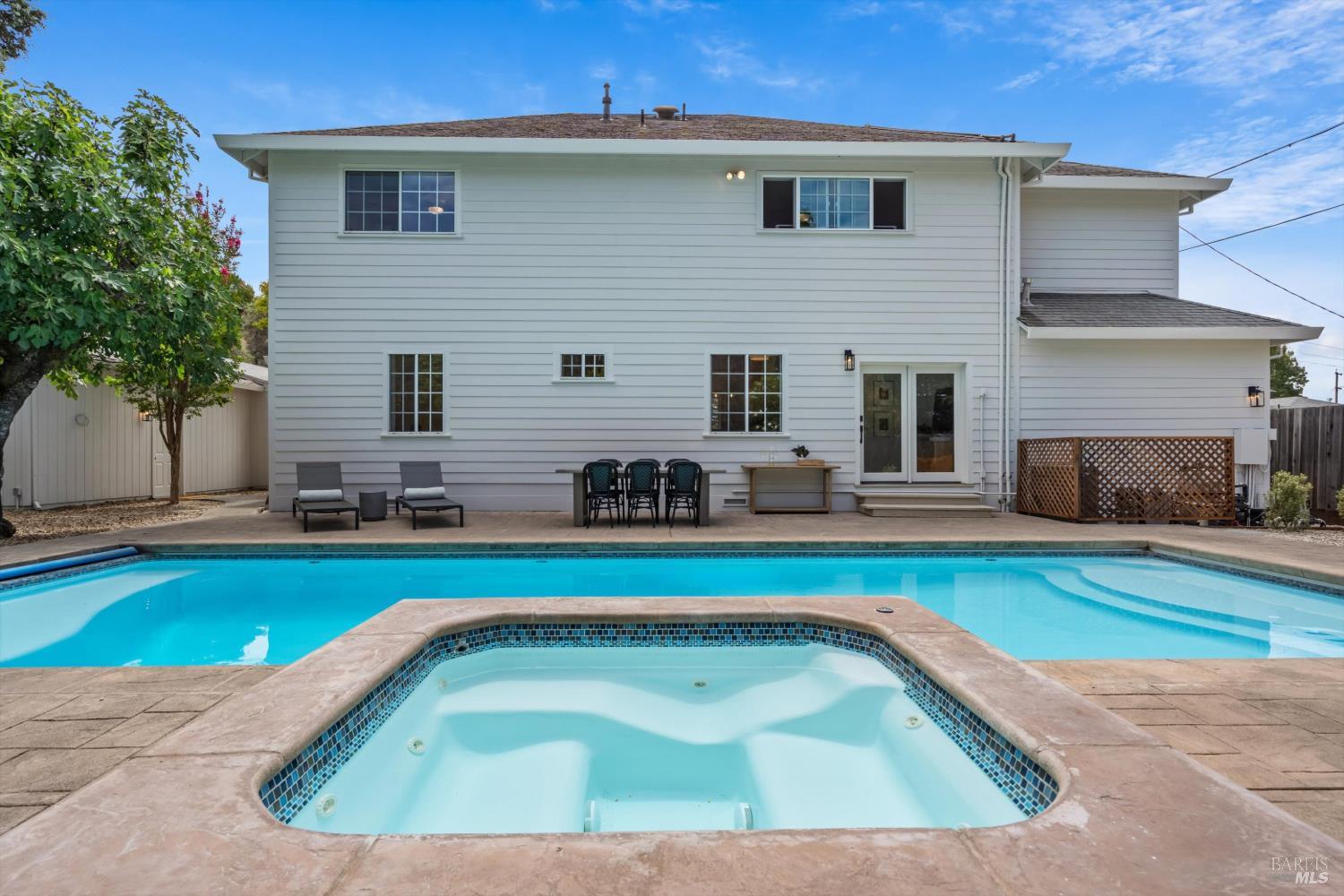 17503 Johnson Avenue Sonoma CA 95476