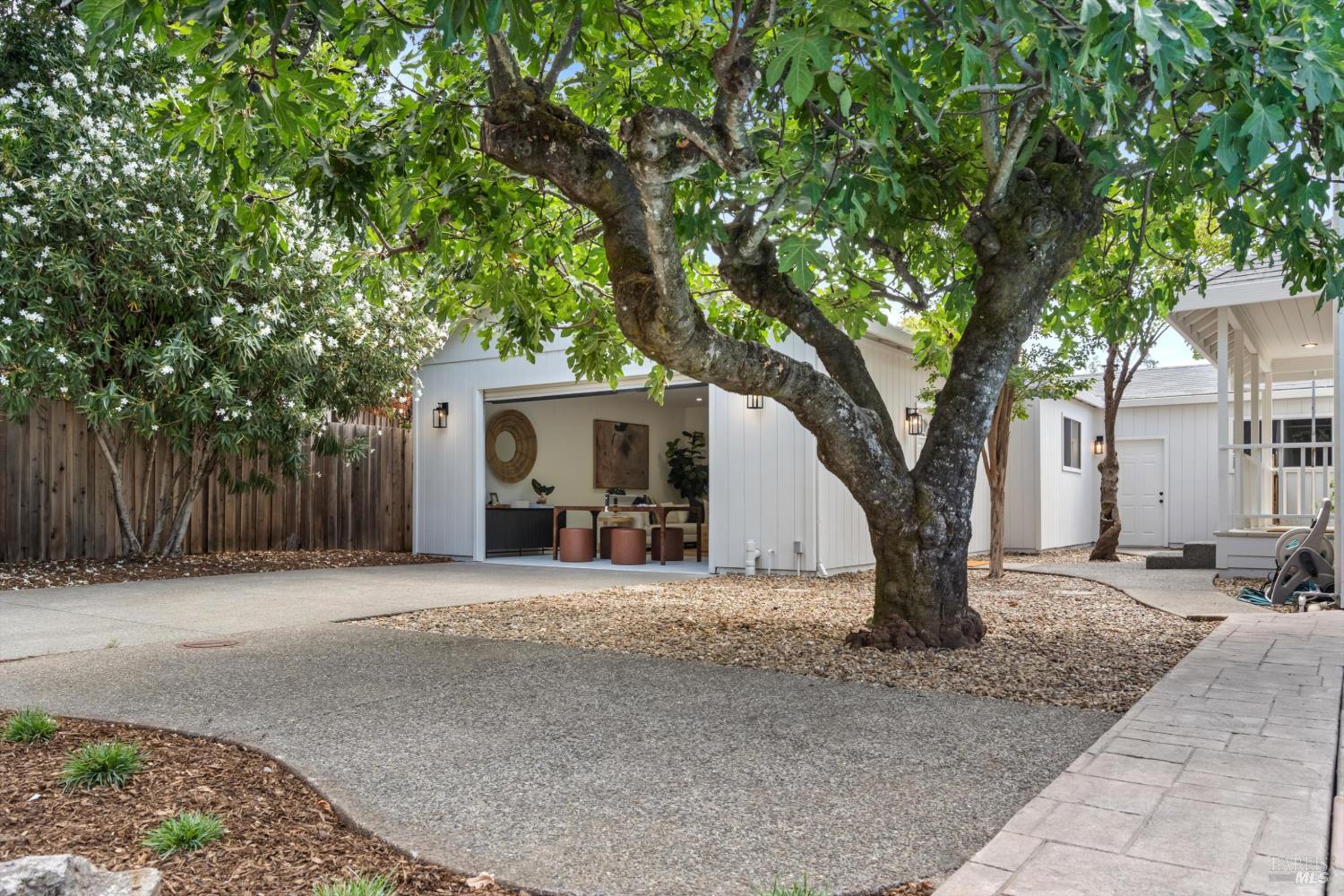 17503 Johnson Avenue Sonoma CA 95476