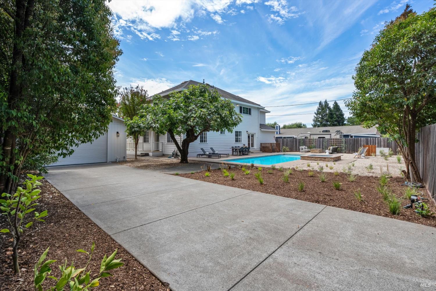 17503 Johnson Avenue Sonoma CA 95476