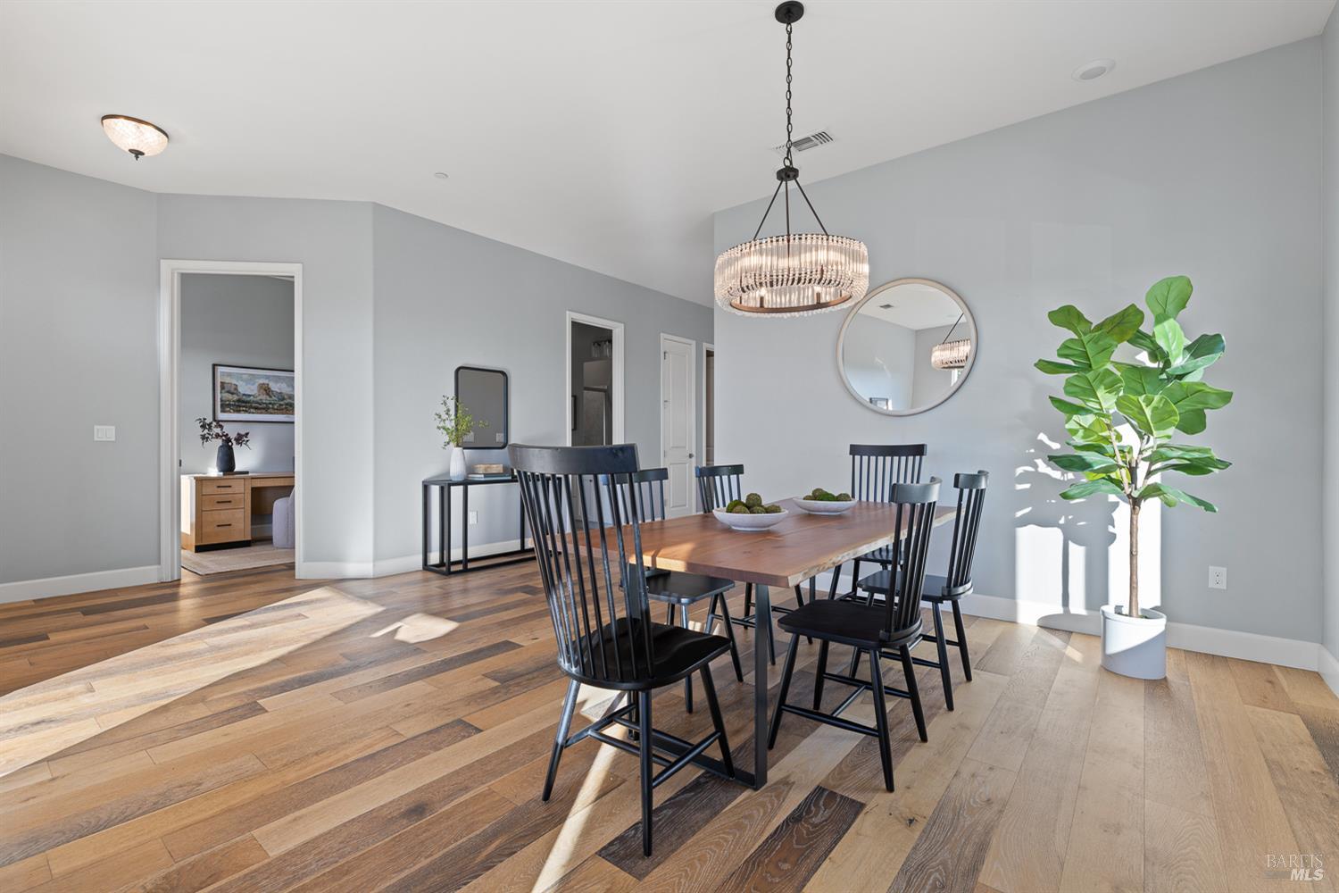 3728 Crown Hill Drive Santa Rosa CA 95404