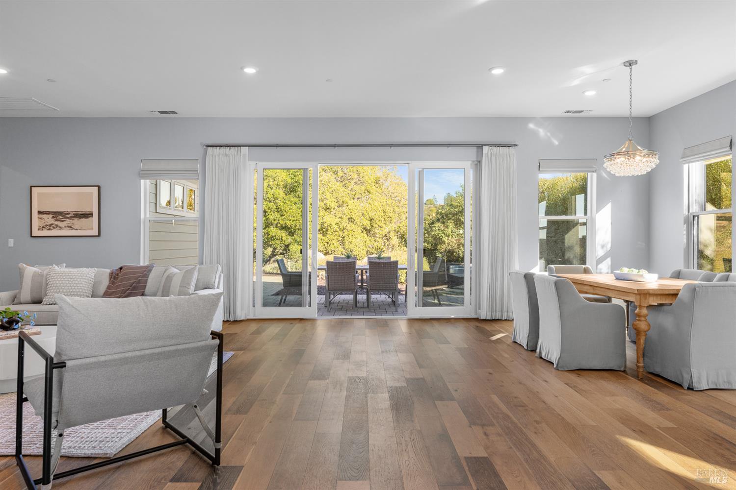 3728 Crown Hill Drive Santa Rosa CA 95404