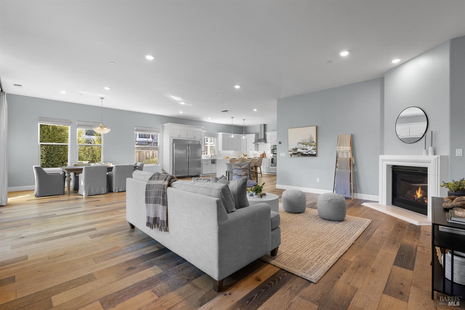 3728 Crown Hill Drive Santa Rosa CA 95404