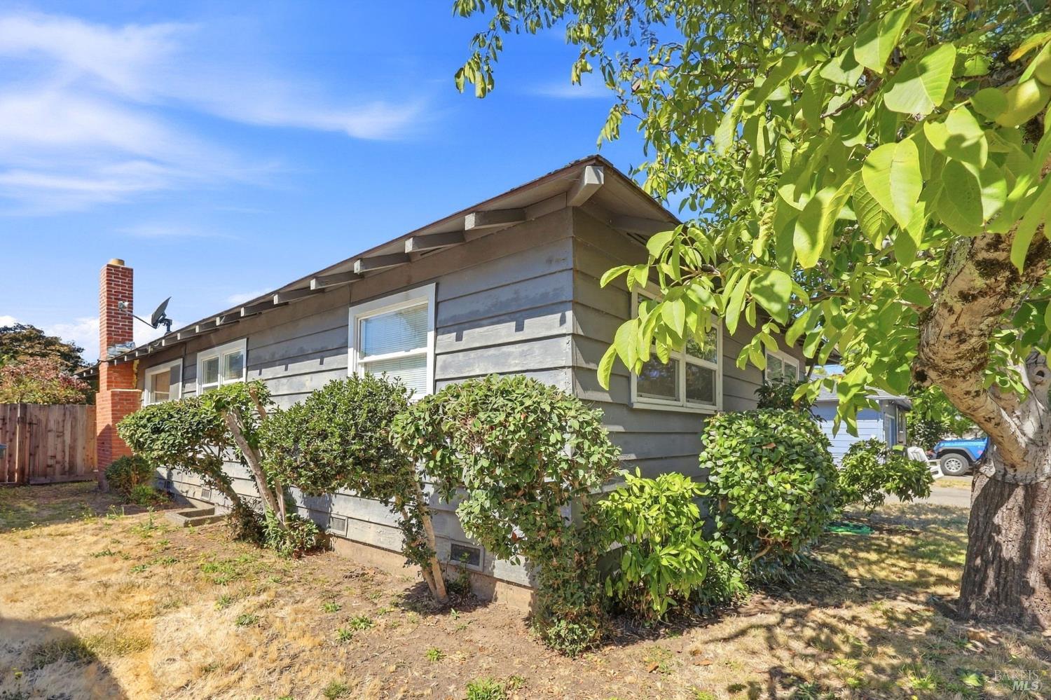1023 Michigan Drive Santa Rosa CA 95405