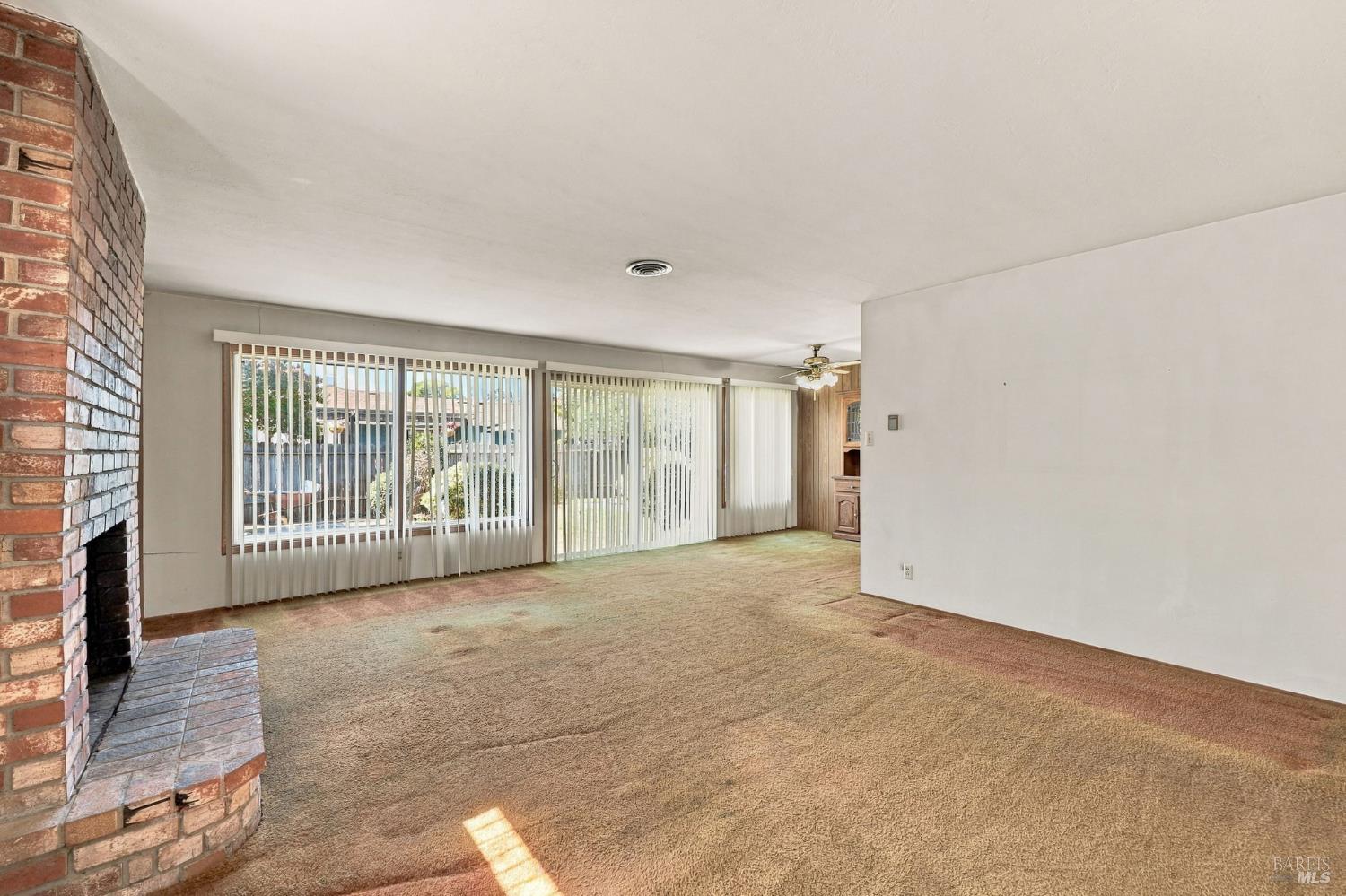 1023 Michigan Drive Santa Rosa CA 95405
