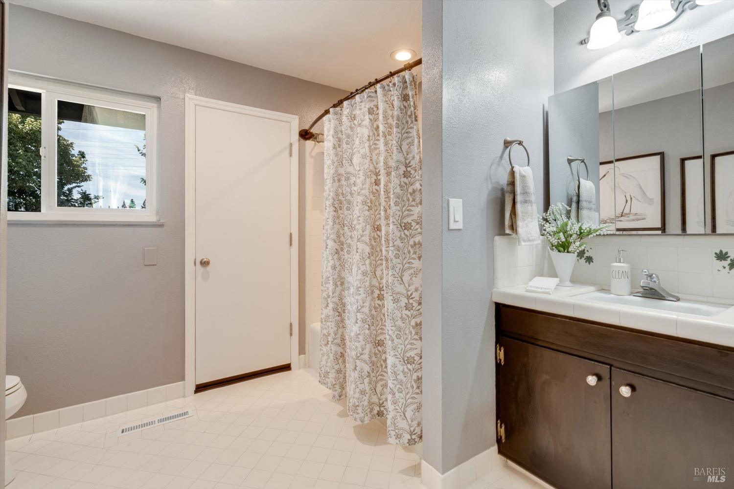 419 Mayfield Drive Santa Rosa CA 95403