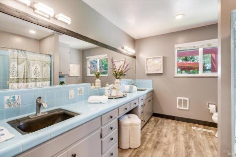 419 Mayfield Drive Santa Rosa CA 95403