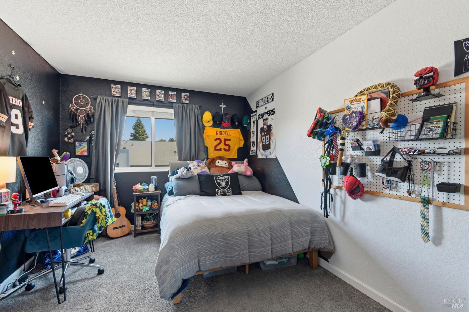 2417 Lemur Street Santa Rosa CA 95401