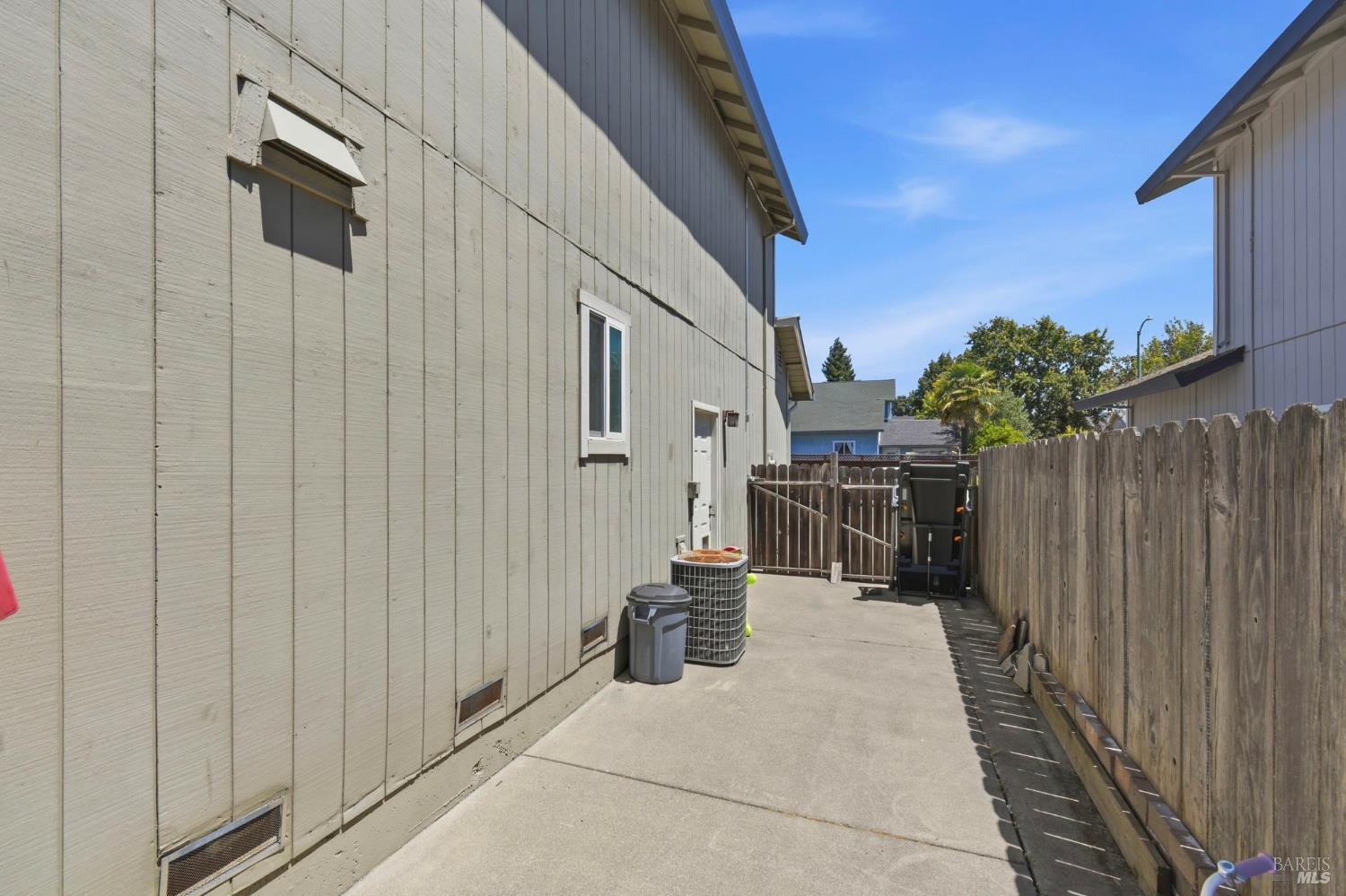 2417 Lemur Street Santa Rosa CA 95401