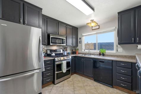 2417 Lemur Street Santa Rosa CA 95401