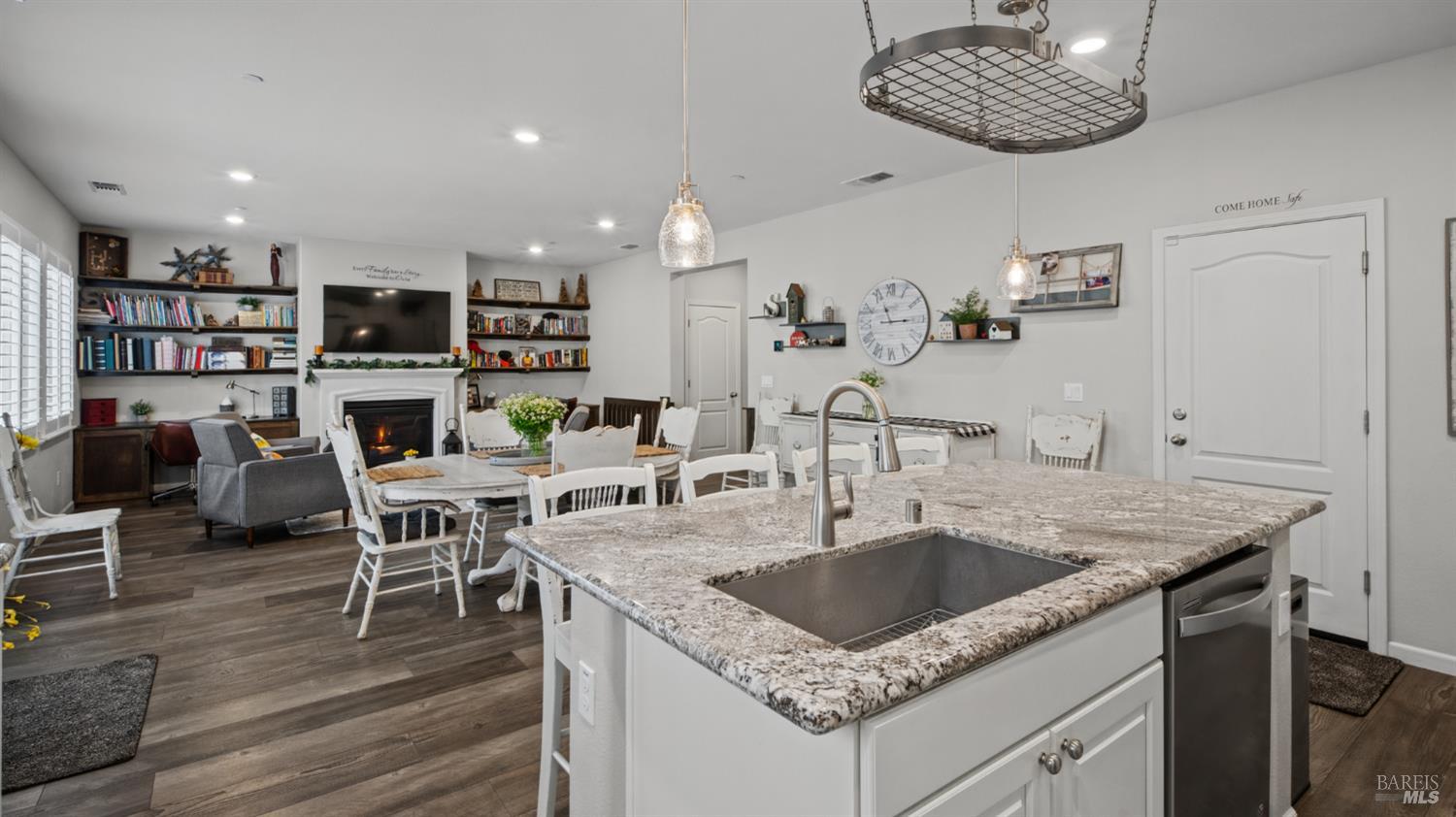 5526 Kennedy Place Rohnert Park CA 94928