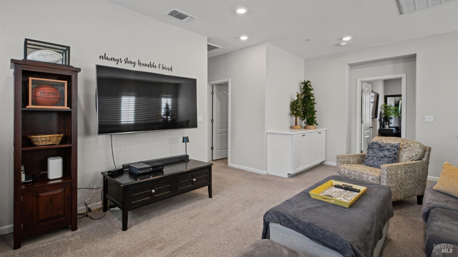 5526 Kennedy Place Rohnert Park CA 94928