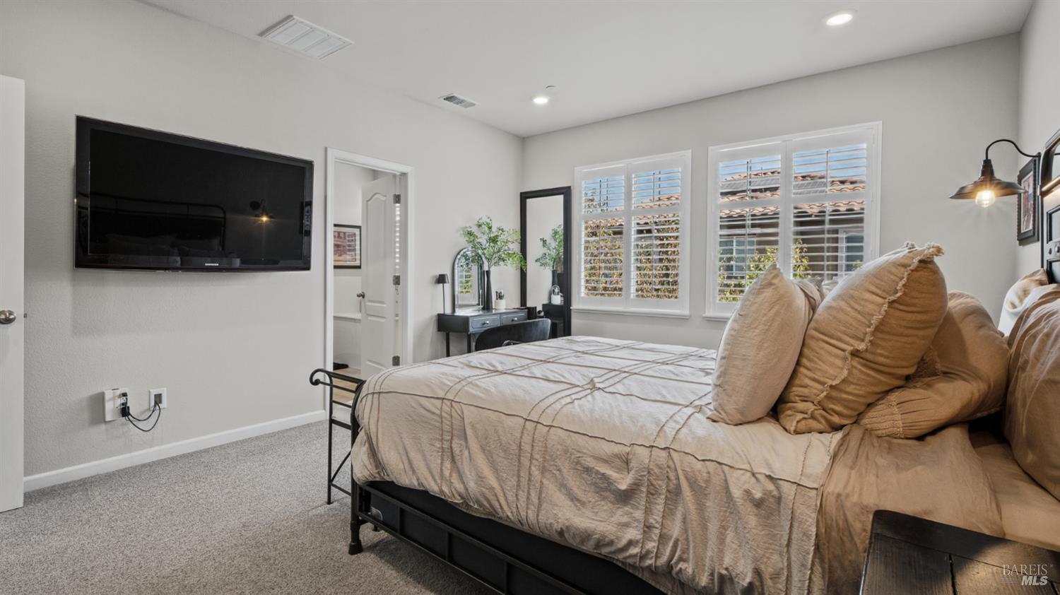 5526 Kennedy Place Rohnert Park CA 94928