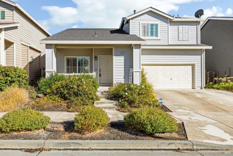 2448 Gilham Way Santa Rosa CA 95404