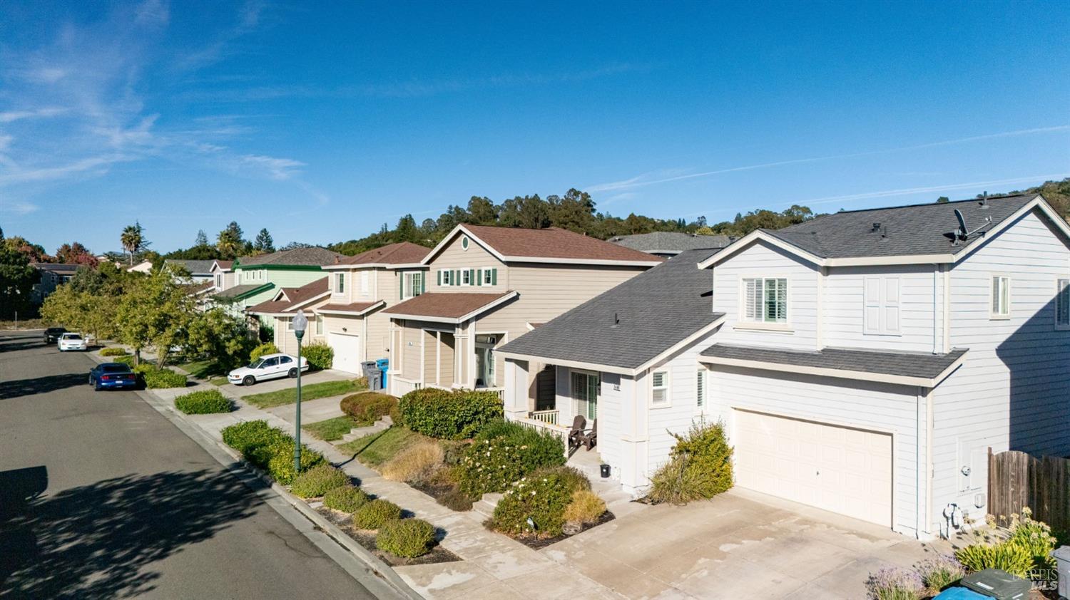 2448 Gilham Way Santa Rosa CA 95404