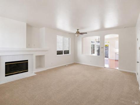 2386 Battersea Street Santa Rosa CA 95403