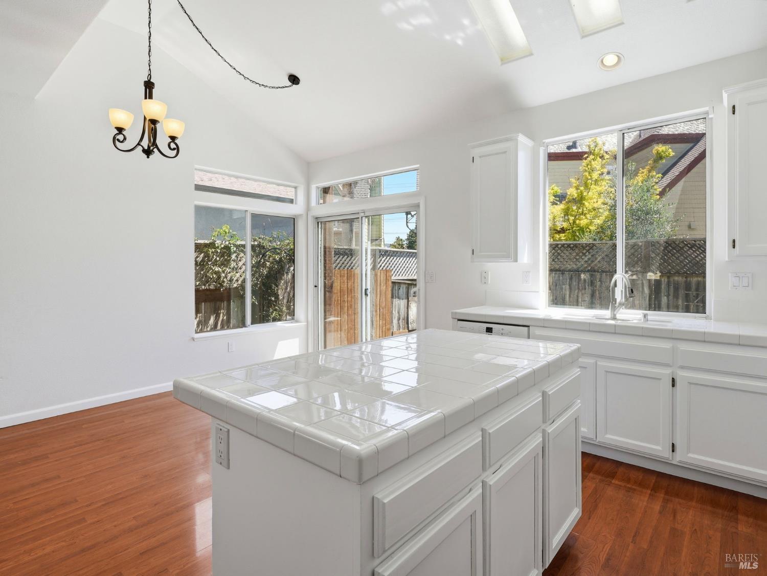 2386 Battersea Street Santa Rosa CA 95403