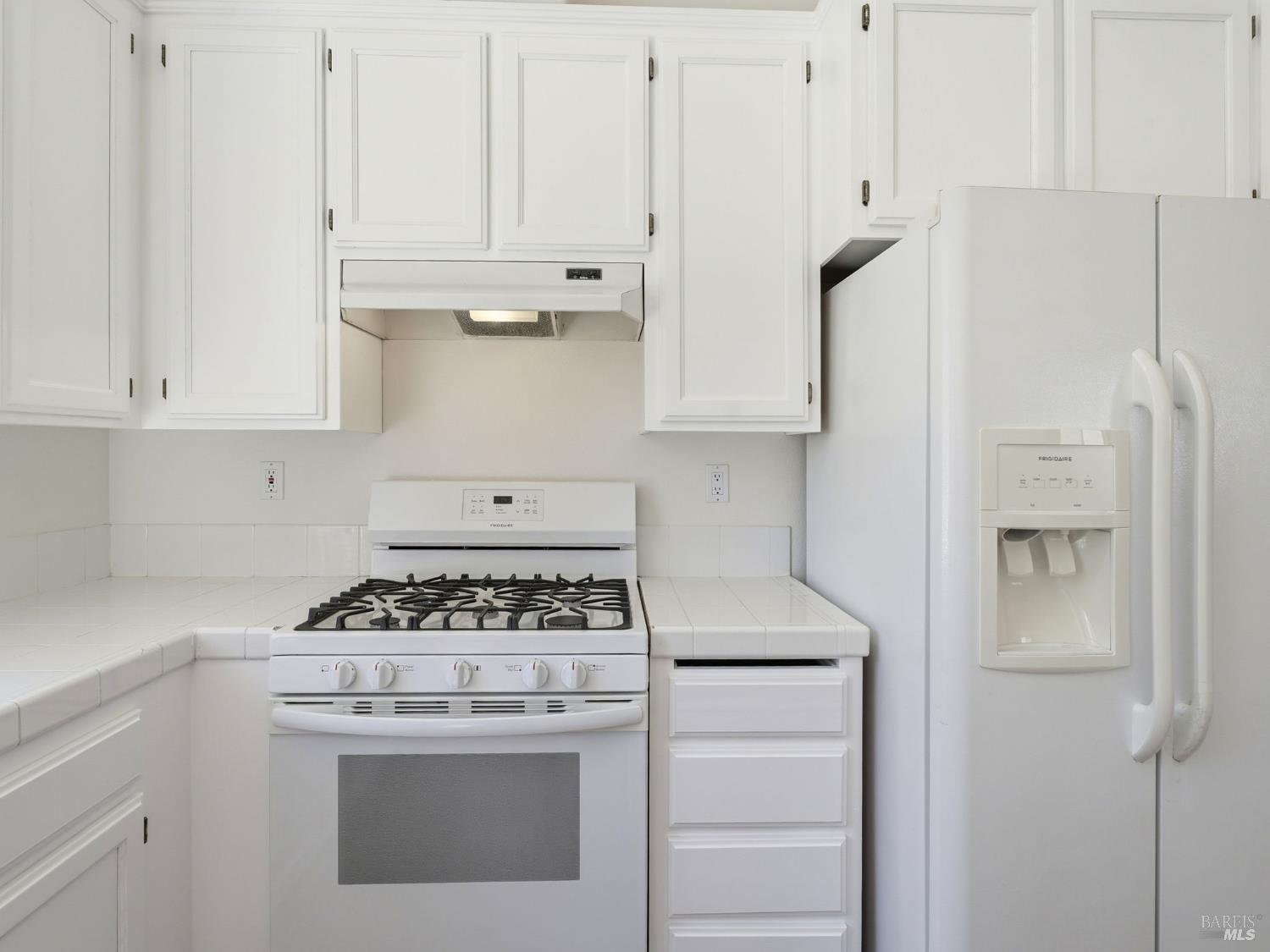 2386 Battersea Street Santa Rosa CA 95403