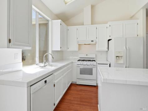 2386 Battersea Street Santa Rosa CA 95403