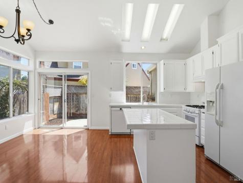 2386 Battersea Street Santa Rosa CA 95403