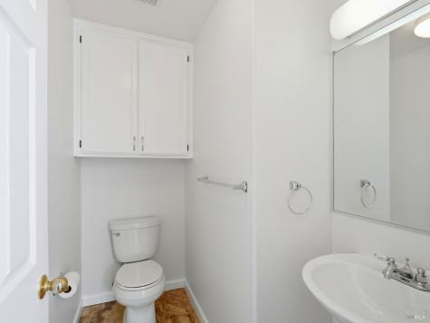 2386 Battersea Street Santa Rosa CA 95403