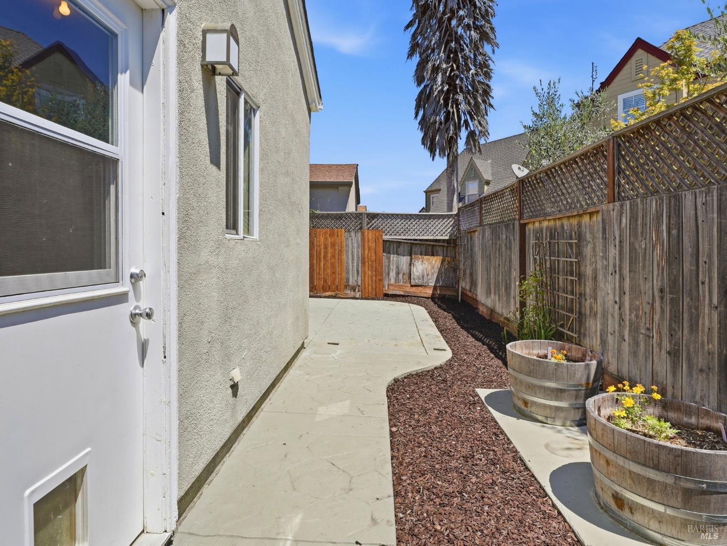 2386 Battersea Street Santa Rosa CA 95403
