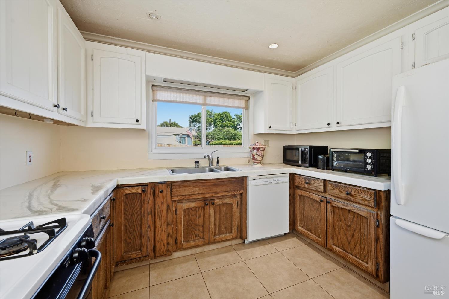 3440 Beach Street Nice CA 95464