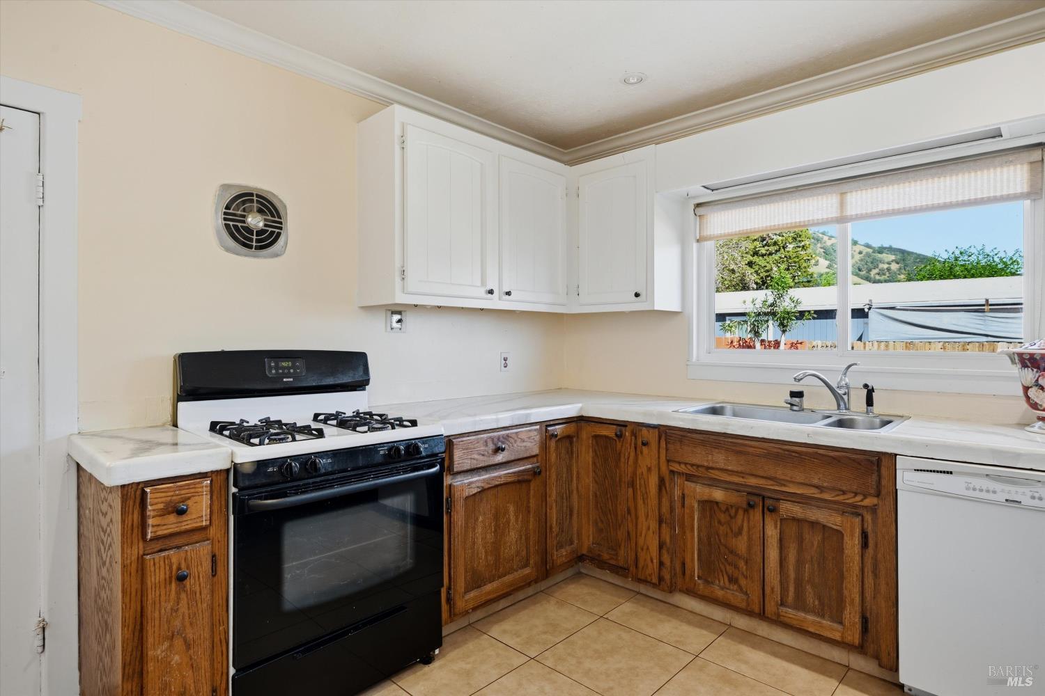 3440 Beach Street Nice CA 95464