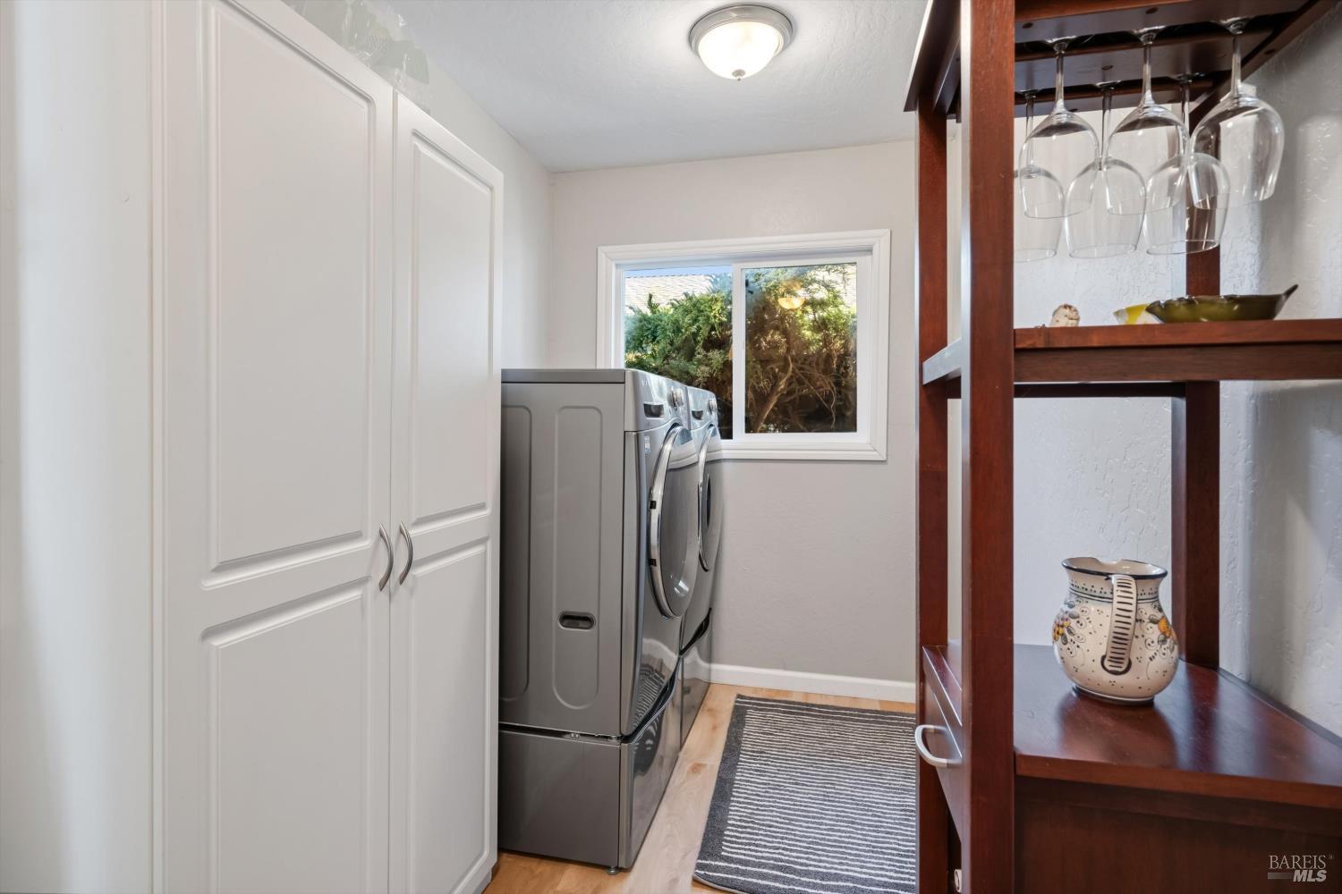 324 Lomitas Lane Santa Rosa CA 95404