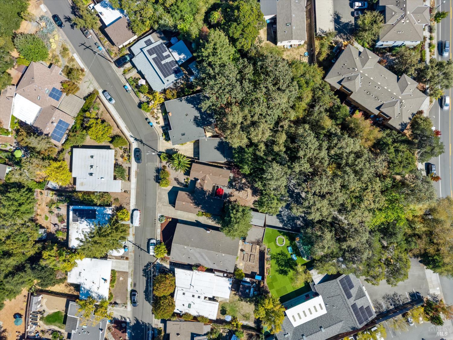 324 Lomitas Lane Santa Rosa CA 95404
