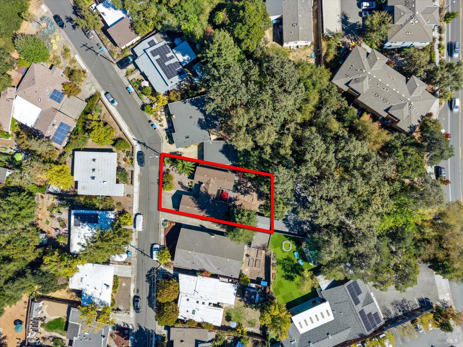 324 Lomitas Lane Santa Rosa CA 95404