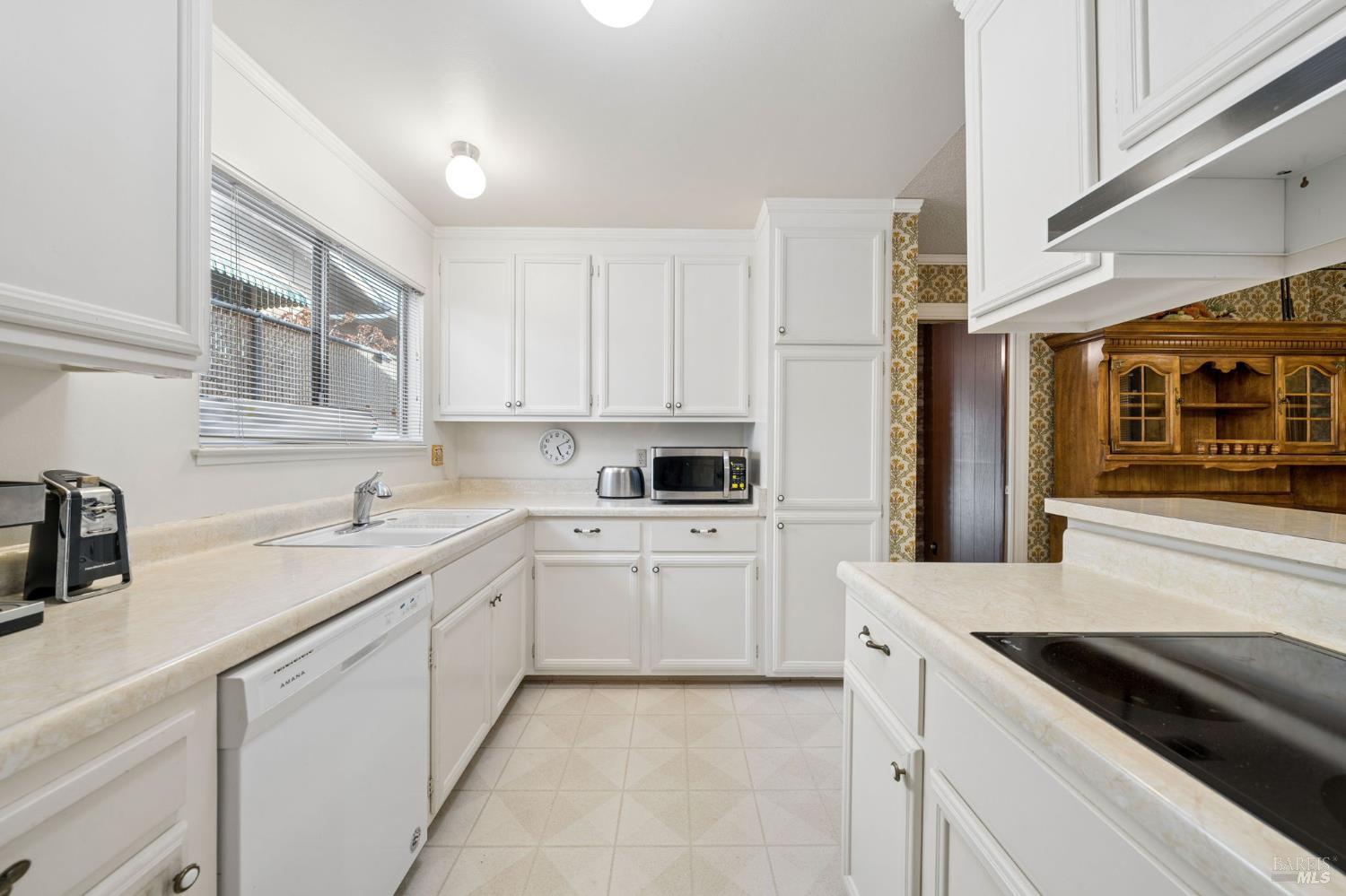 307 Whitecliff Drive Vallejo CA 94589