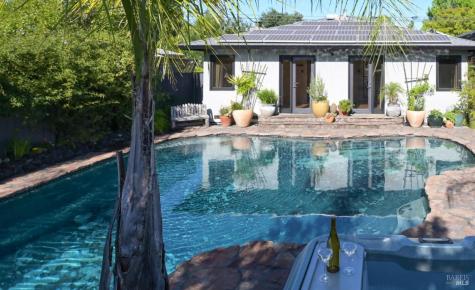 2111 Humboldt Street Santa Rosa CA 95404