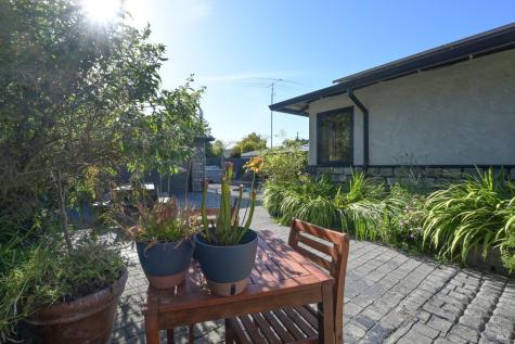 2111 Humboldt Street Santa Rosa CA 95404