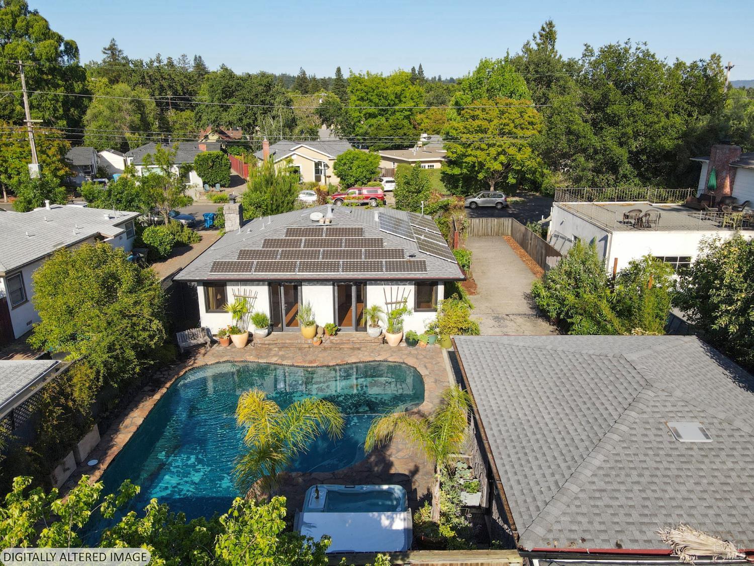 2111 Humboldt Street Santa Rosa CA 95404