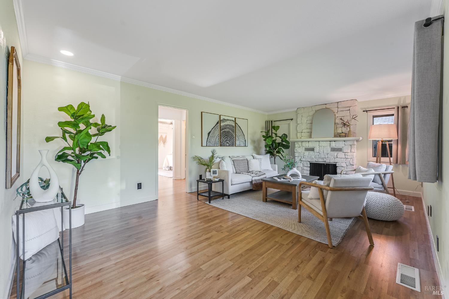 2111 Humboldt Street Santa Rosa CA 95404