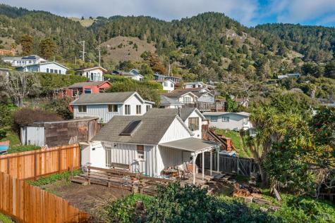 3488 Shoreline Highway Stinson Beach CA 94970
