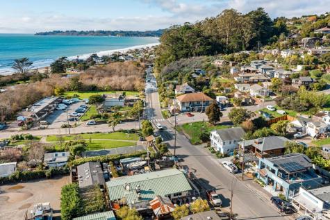 3488 Shoreline Highway Stinson Beach CA 94970