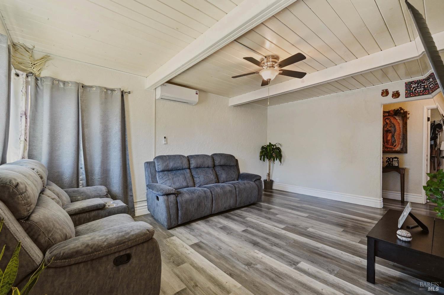 35 Canal Drive Bay Point CA 94565