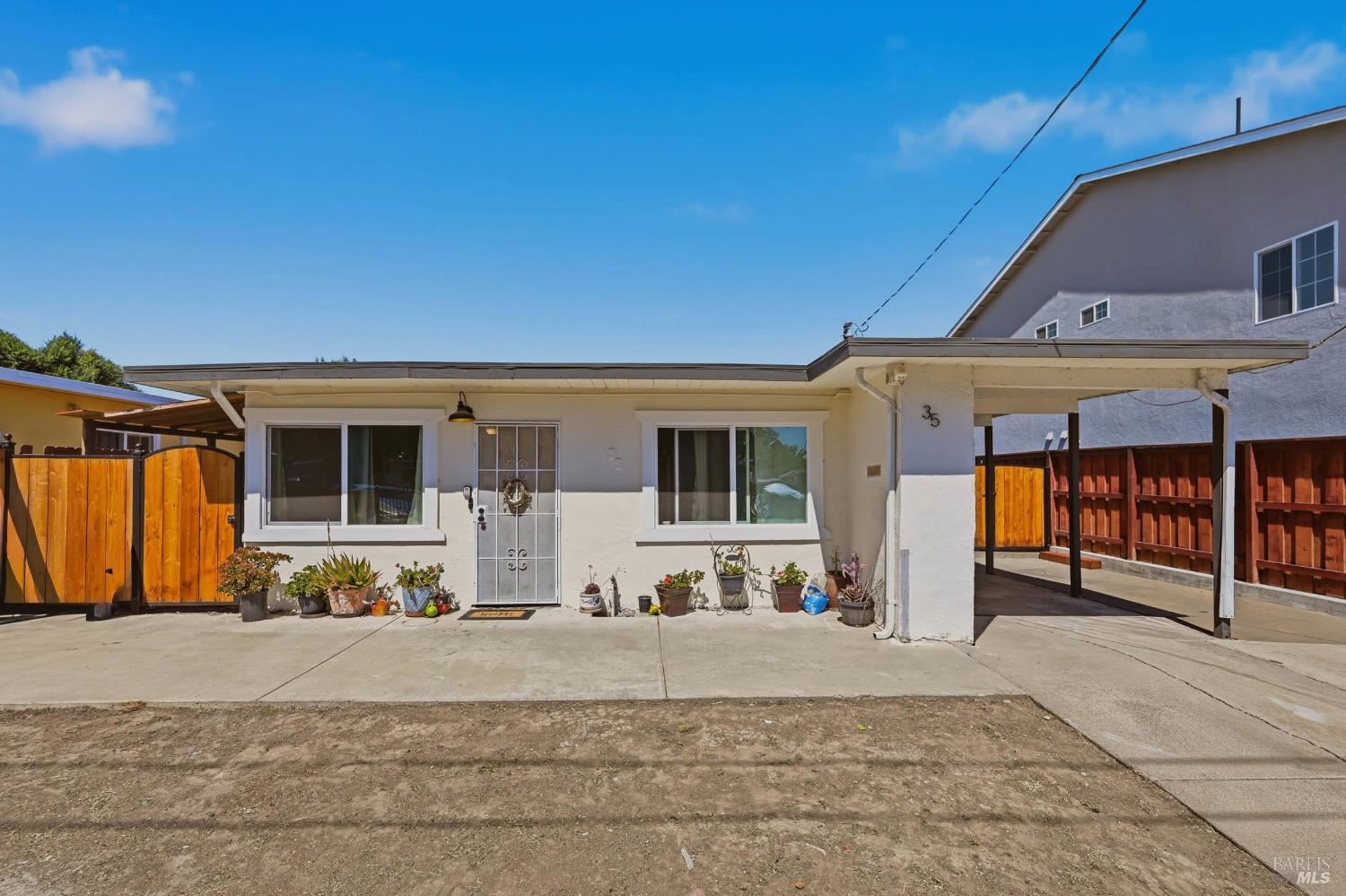 35 Canal Drive Bay Point CA 94565