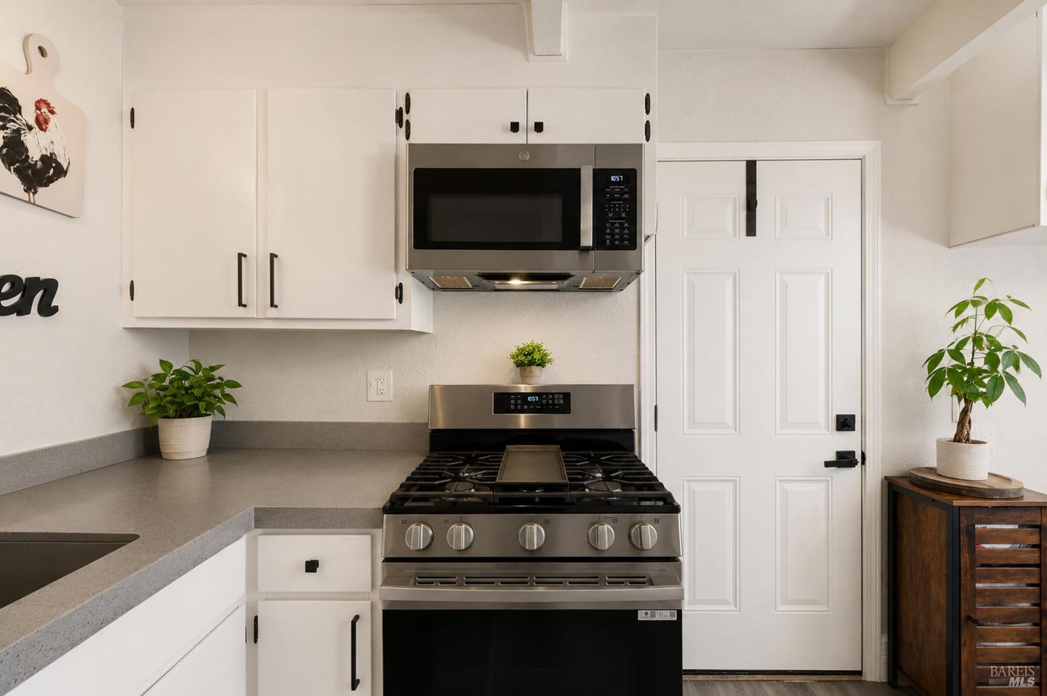 35 Canal Drive Bay Point CA 94565